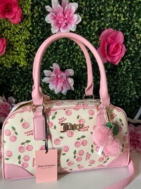 🩷🍒Juicy couture cherry satchel